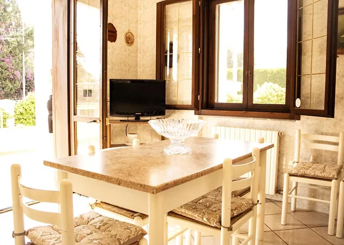 Elizabeth Bilocale Галлиполи